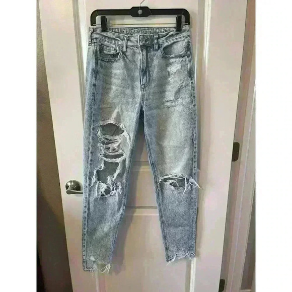 American Eagle Jeans Womens Size 4 Blue Light Acid Wash Mom High Rise Distressed - Picture 1 of 5